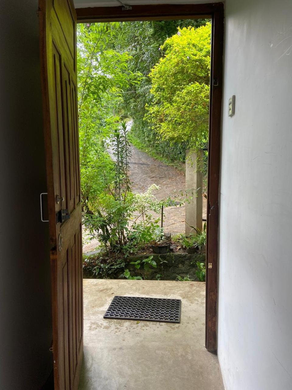 Upland Inn Kandy Luaran gambar